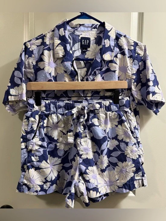 Women’s GAP Navy & White Floral Woven Short Pajama Set size Small - Picture 3 of 8